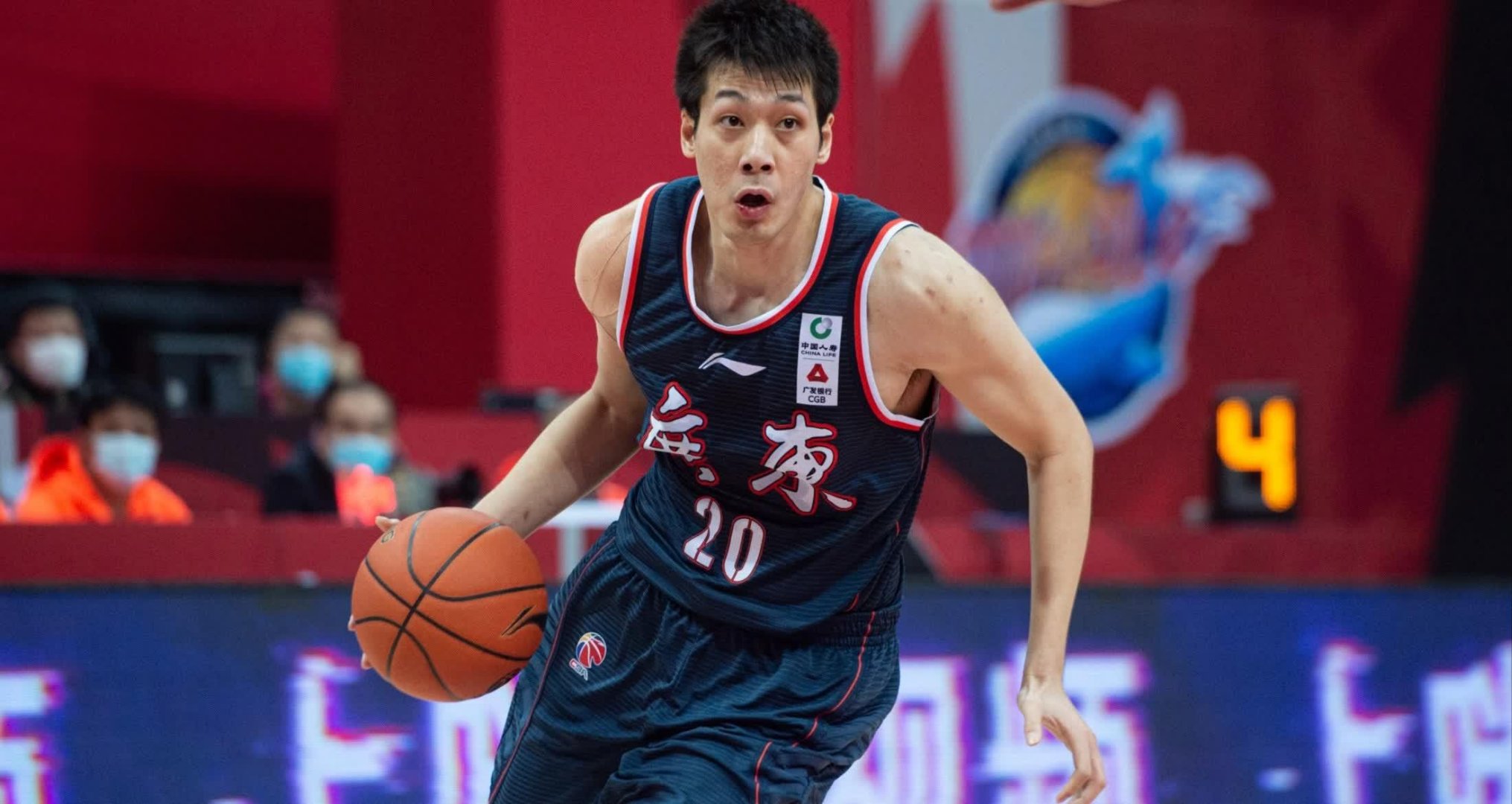 加时末段深圳男篮调整名单以备亚冠，队长鼓劲环节打磨，态度坚定，高层口径保持一致(山东高速男篮10月24对阵深圳)