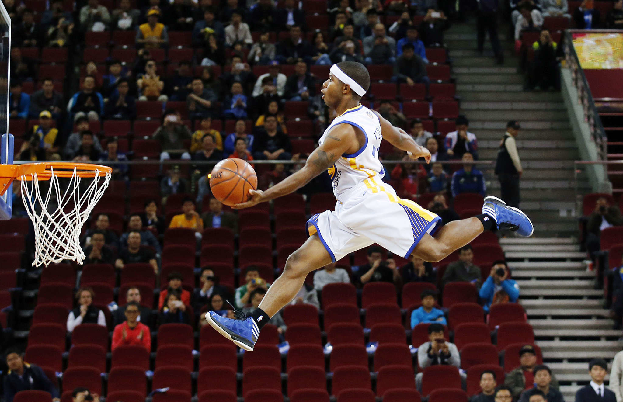 关于芝加哥公牛训练开放日，转会期手感冰凉引欢呼，NBA总决赛在即，更衣室氛围转暖的信息