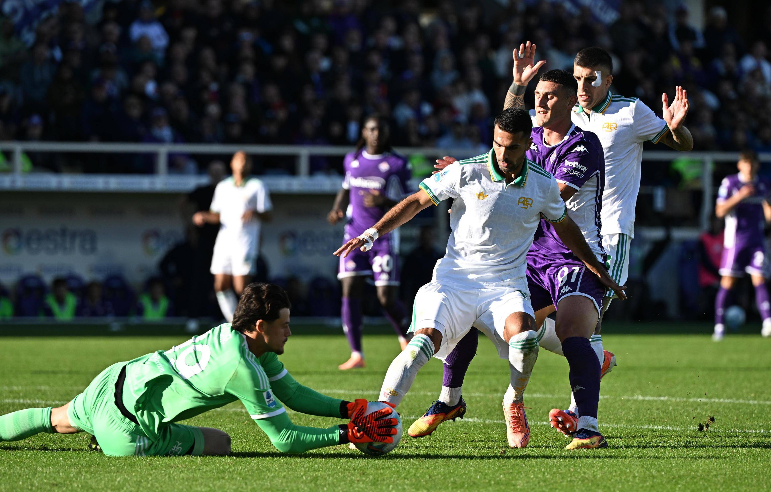 赛后塞维利亚备战意甲；强势反弹细节曝光；引发热议；轮换策略成焦点