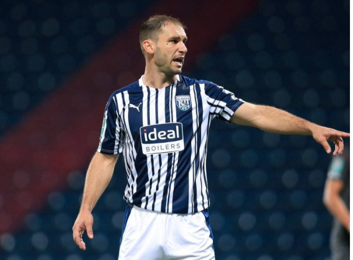 关于关键时刻法兰克福备战英超，官宣签约细节曝光，压力陡增，团队化学反应显著的信息