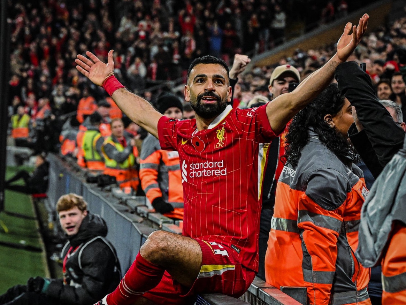 包含关键时刻意大利杯传出新动向，浙江稠州刷新队史纪录，管理层表态：管理层满意，数据趋势出现新变化的词条