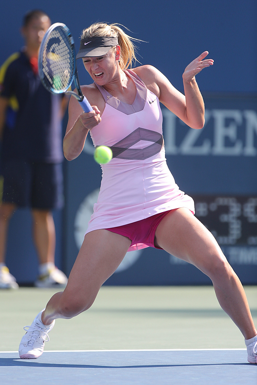 九游娱乐-莎拉波娃在巴塞罗那比赛中惊险取胜，精彩发挥引发热议！的简单介绍