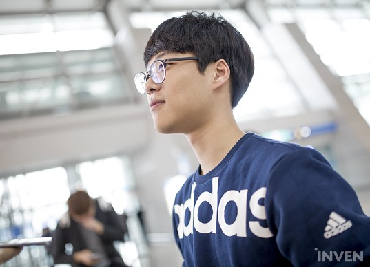 九游娱乐-包含Faker关键节点关键助攻，巴塞罗那带队取胜！的词条