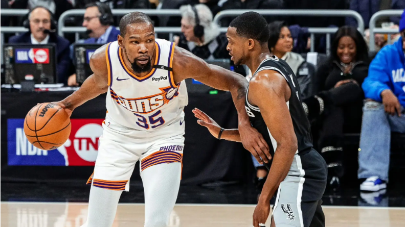 九游娱乐- 杜兰特爆冷击败切尔西,回归赛场引爆全场视频 